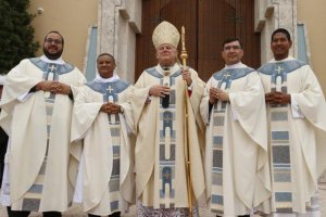 Alumni News | Congratulations newly ordained Fr. Ayubi and Fr. Gomez!